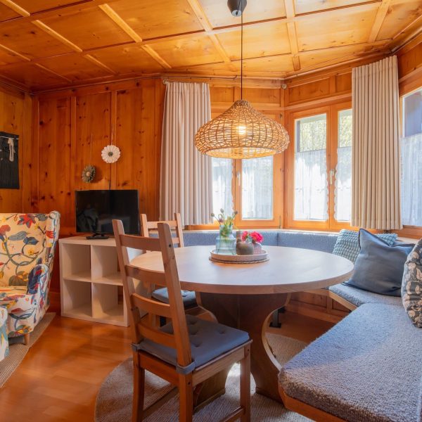 HausBertaMontafon_WohnungElsa_Wohnzimmer